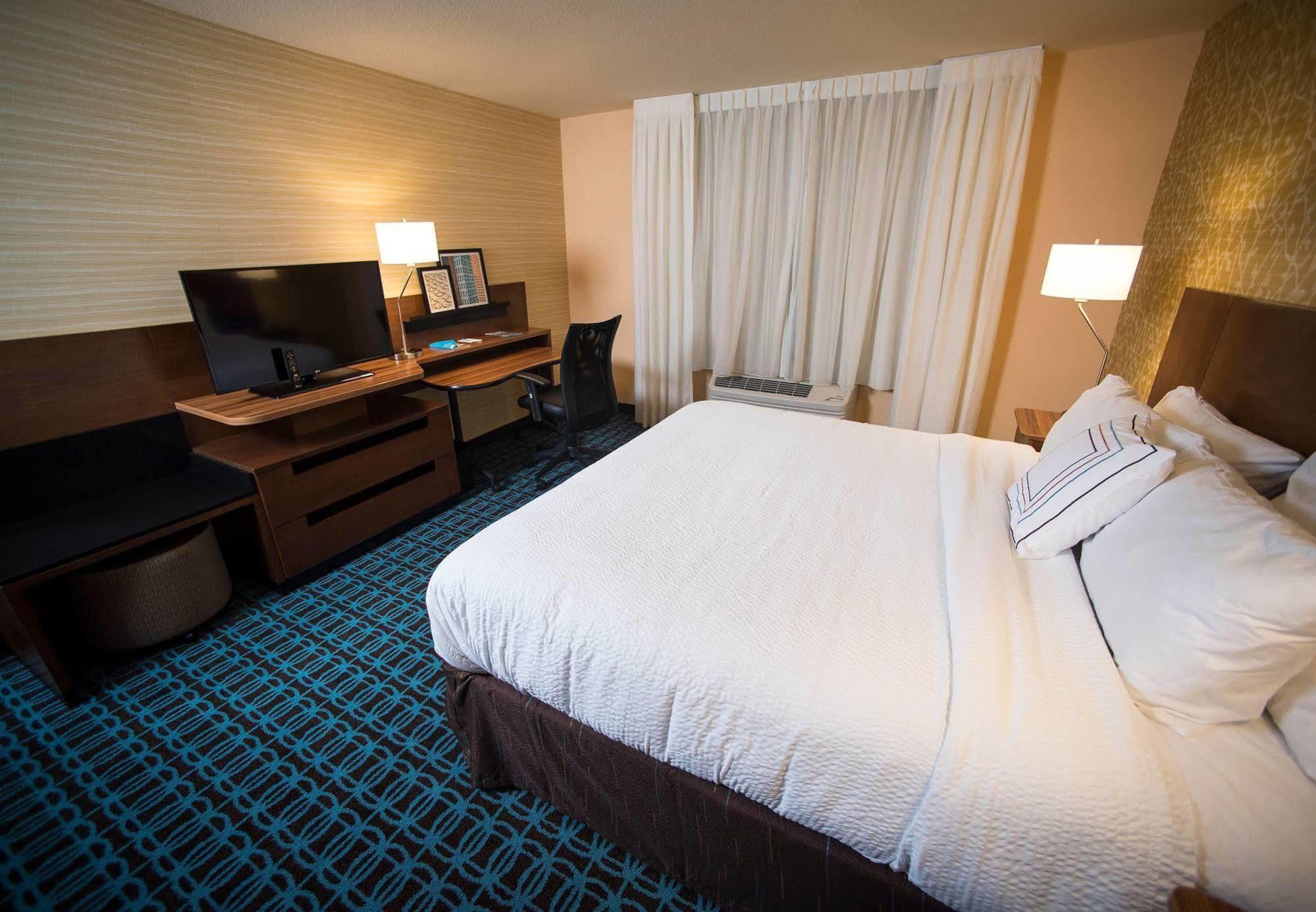 Fairfield Inn & Suites By Marriott Cincinnati Uptown/University Area Esterno foto