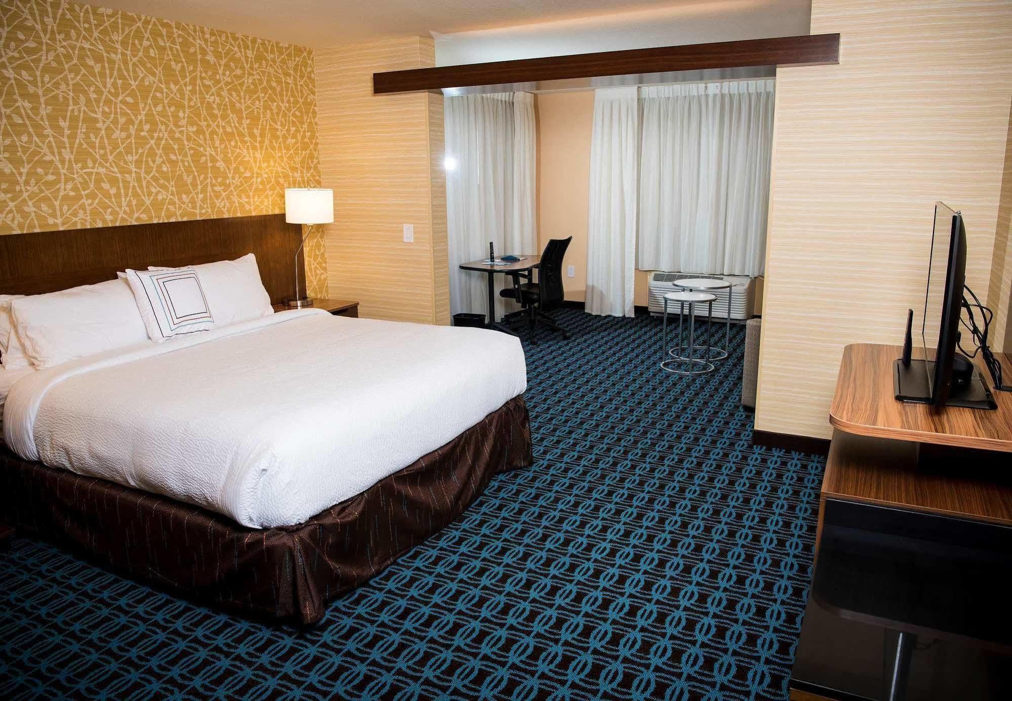 Fairfield Inn & Suites By Marriott Cincinnati Uptown/University Area Esterno foto